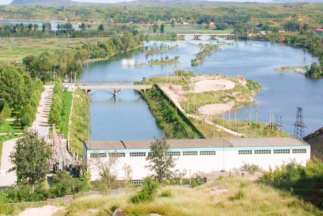 <p>北北业</p>
<p>唐一</p>
<p>angr 1HHH=</p>
