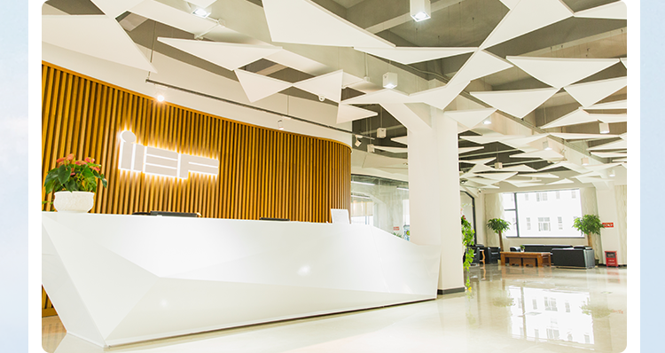 <p>上</p>
<p>年上城</p>
