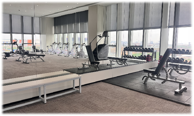 
<table>
<tr><td colspan="2"></td>
<td rowspan="2" colspan="2">I</td>
</tr>
<tr><td></td>
<td></td>
</tr>
<tr><td></td>
<td>i</td>
<td></td>
<td>江</td>
</tr>
</table>
