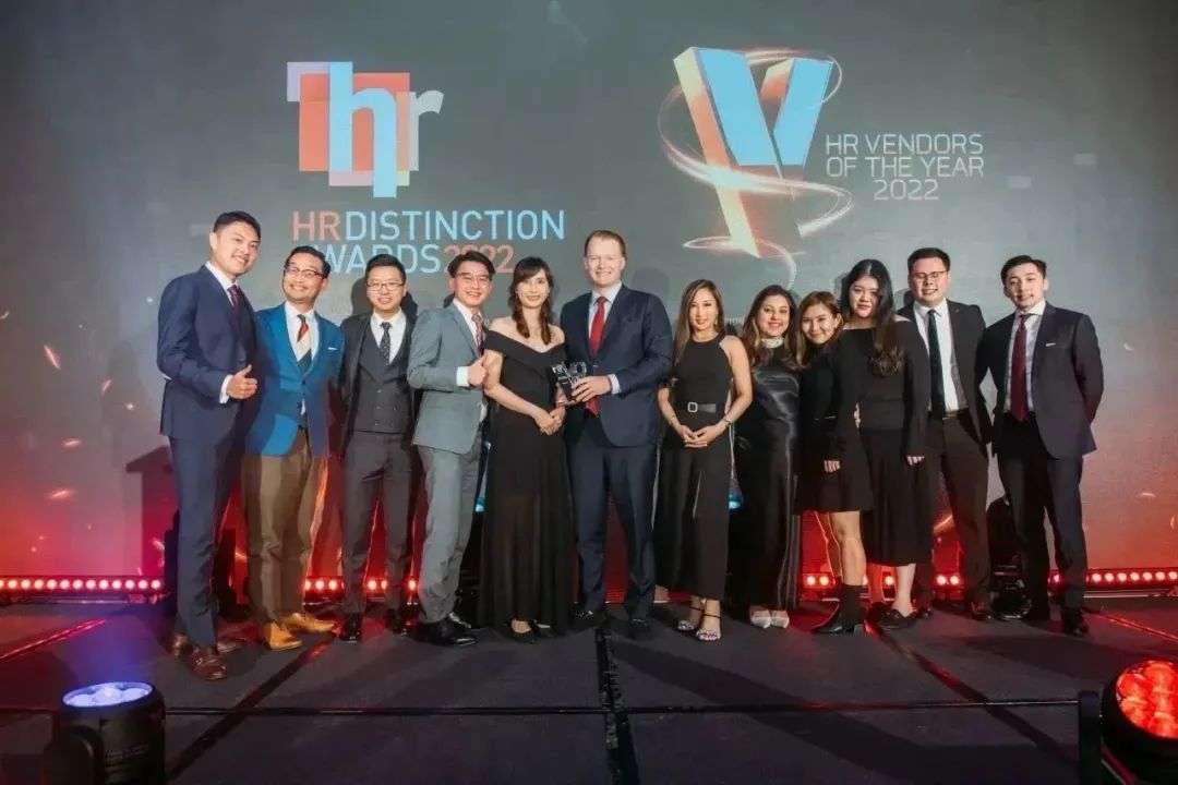 FYER\\n2022\\nHRDISTINCTION\\n \\nZDs\\n