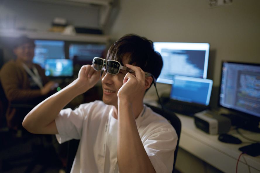 
<table>
<tr><td></td>
</tr>
<tr><td></td>
</tr>
<tr><td></td>
</tr>
</table>
